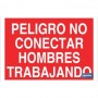 ▷ Cartel Peligro no conectar hombres trabajando Color Rojo | Ferreidea