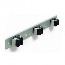 Comprar Cuelga Escobas Triple Blanco Blister Brinox 220421 al Mejor Precio