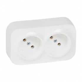 Comprar Toma Ip21 2X2P+T Pc Forix Legrand 224013 al Mejor Precio
