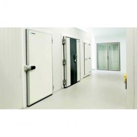 PUERTA CAMARA PIVOTANTE MARCO PANEL CONSERV.200x090 INOX. AL