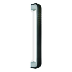 TIRADOR EN ZAMAK CROMADO CON EMBELLECEDOR ABS NEGRO E-222