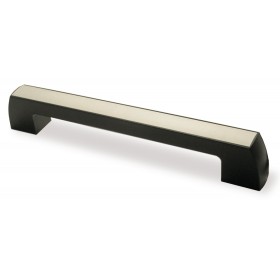 TIRADOR POLIAMIDA EN ABS NEGRO CON EMBELLECEDOR 8730